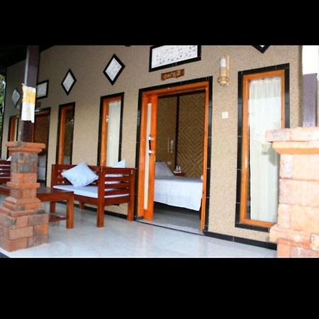 Gara Menjangan Homestay Banyuwedang Exterior foto